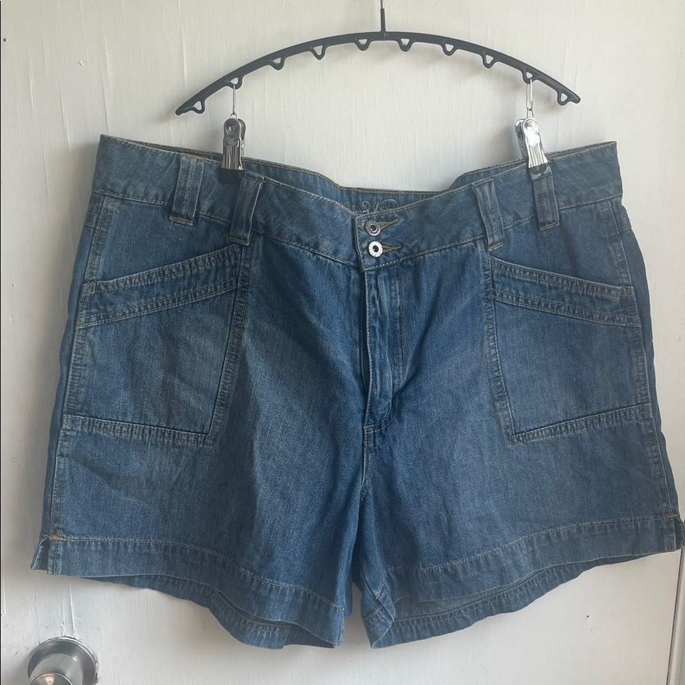 Nevada  Blue Denim Women's Jean Shorts Size 18W